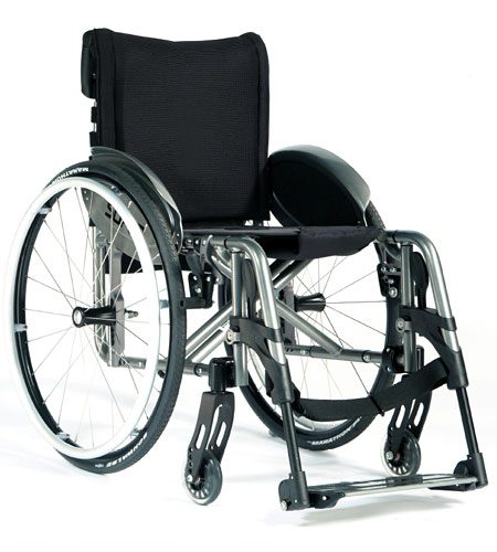 Easy Max Swing silla de ruedas ligera y plegable en ortored